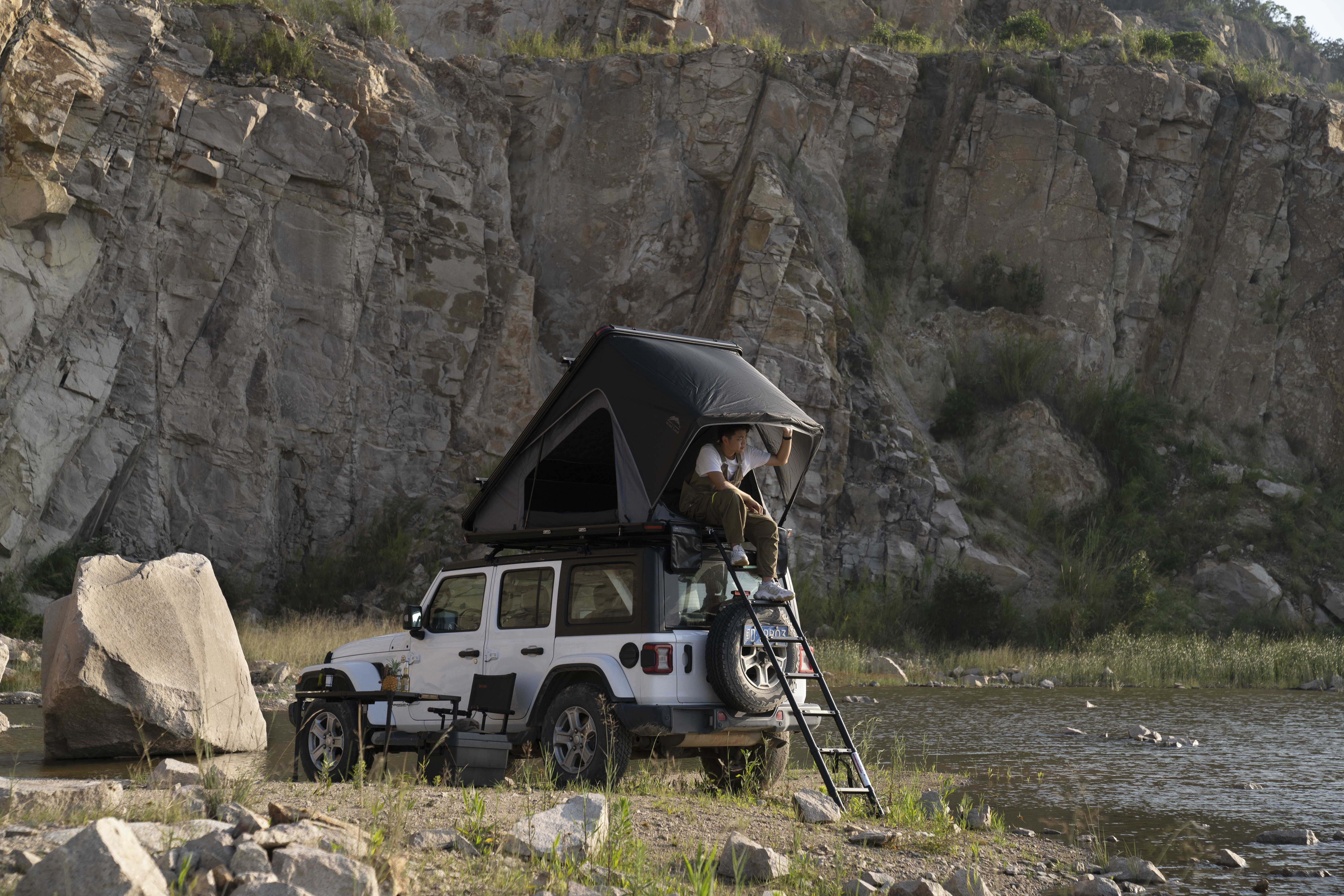 WildLand ワイルドランド ルーフテント ブッシュクルーザー